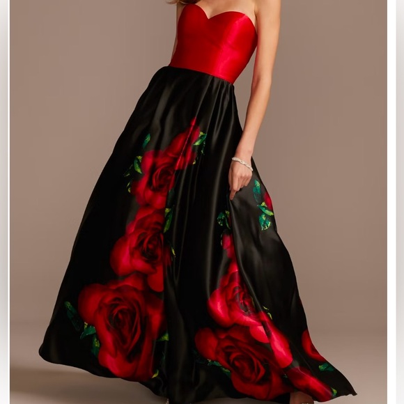 Elegant Red and Black Rose Satin Ball Gown with pockets Absolutely STUNNING BNWT - Picture 8 of 10